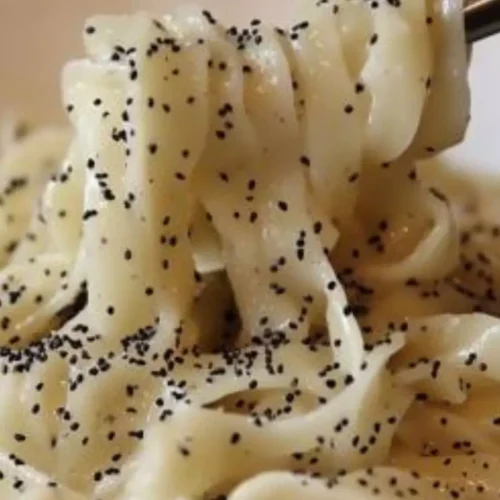 Poppy seed noodles